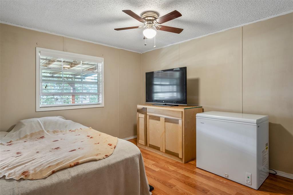 20501 Shore Breeze Drive Property Photo 20