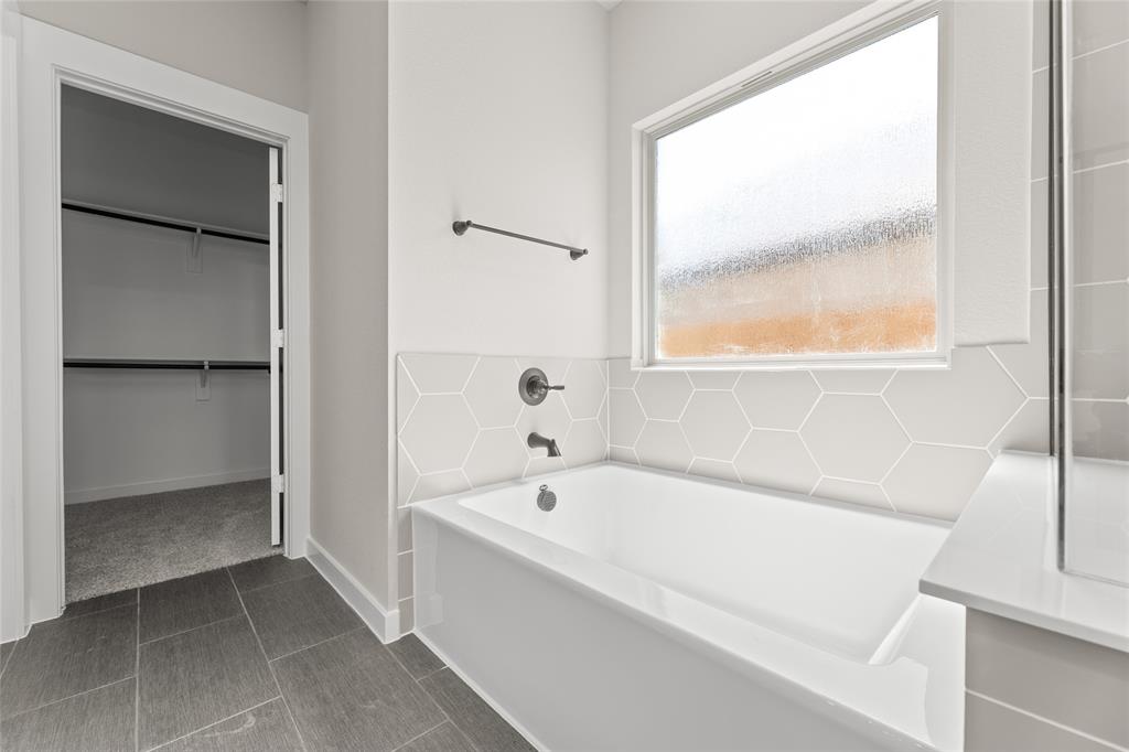 1115 Rothland Property Photo 16