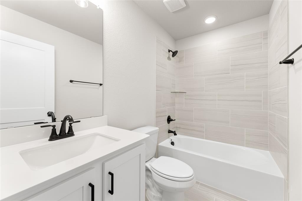 1115 Rothland Property Photo 22