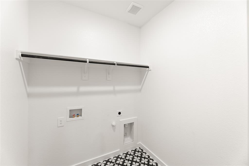 1115 Rothland Property Photo 26