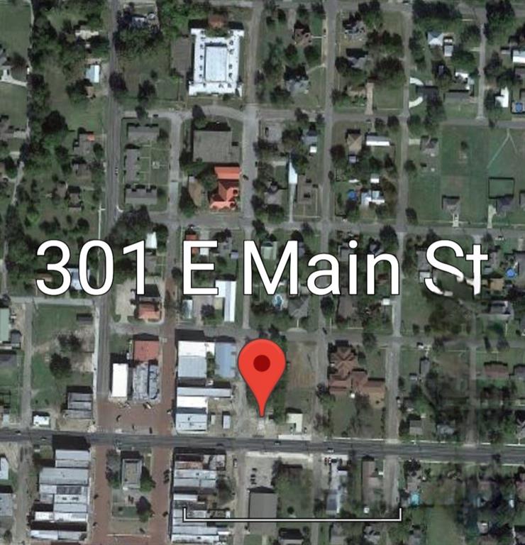 301 E Main Street Property Photo 6