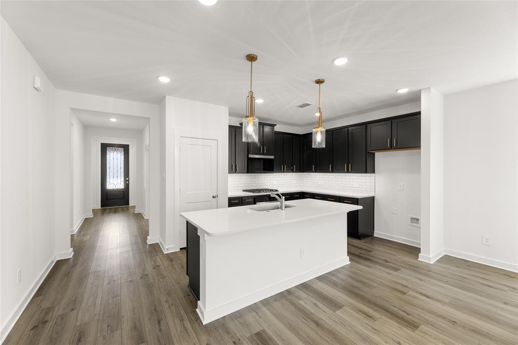 1239 Rothland Property Photo 6