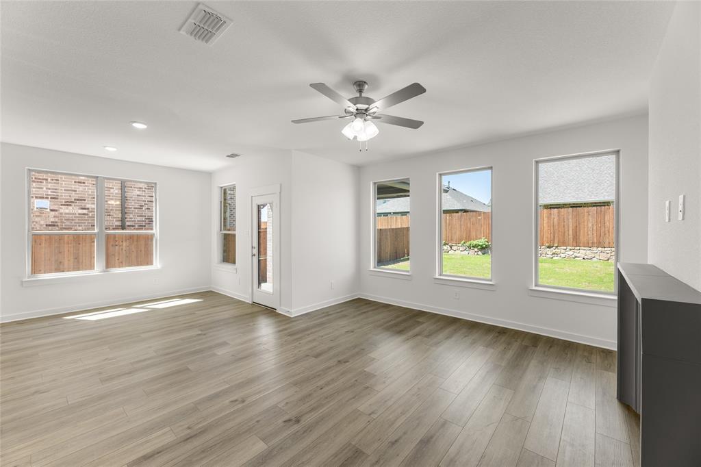1239 Rothland Property Photo 11