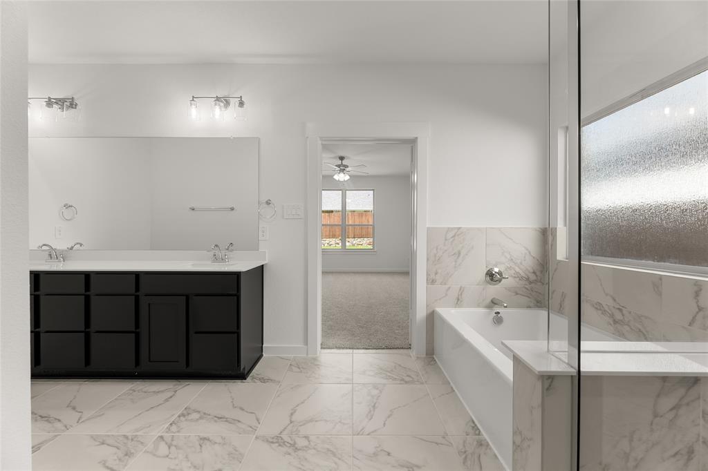 1239 Rothland Property Photo 14