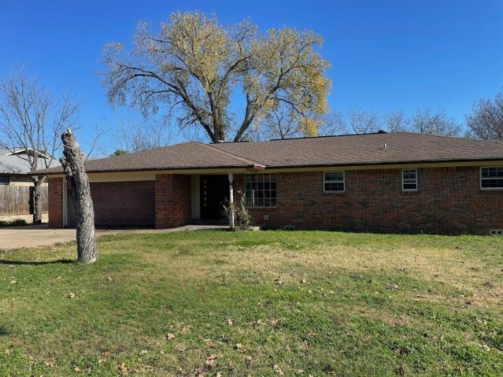 211 Woodlawn Drive Property Photo