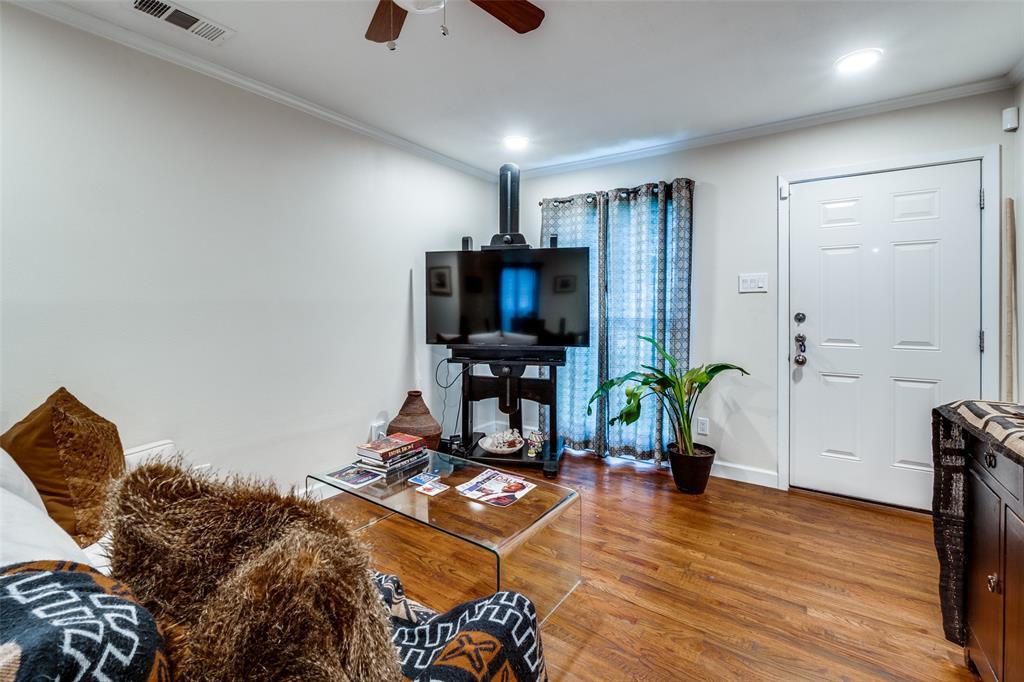 3318 Maryland Avenue Property Photo 3