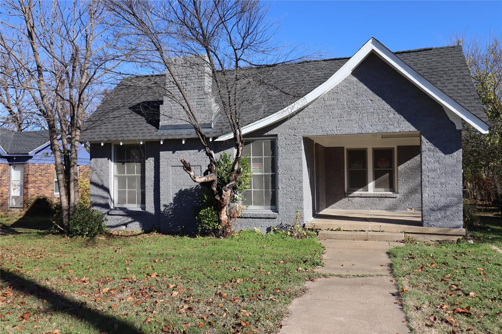 2208 N Sylvania Avenue Property Photo 1