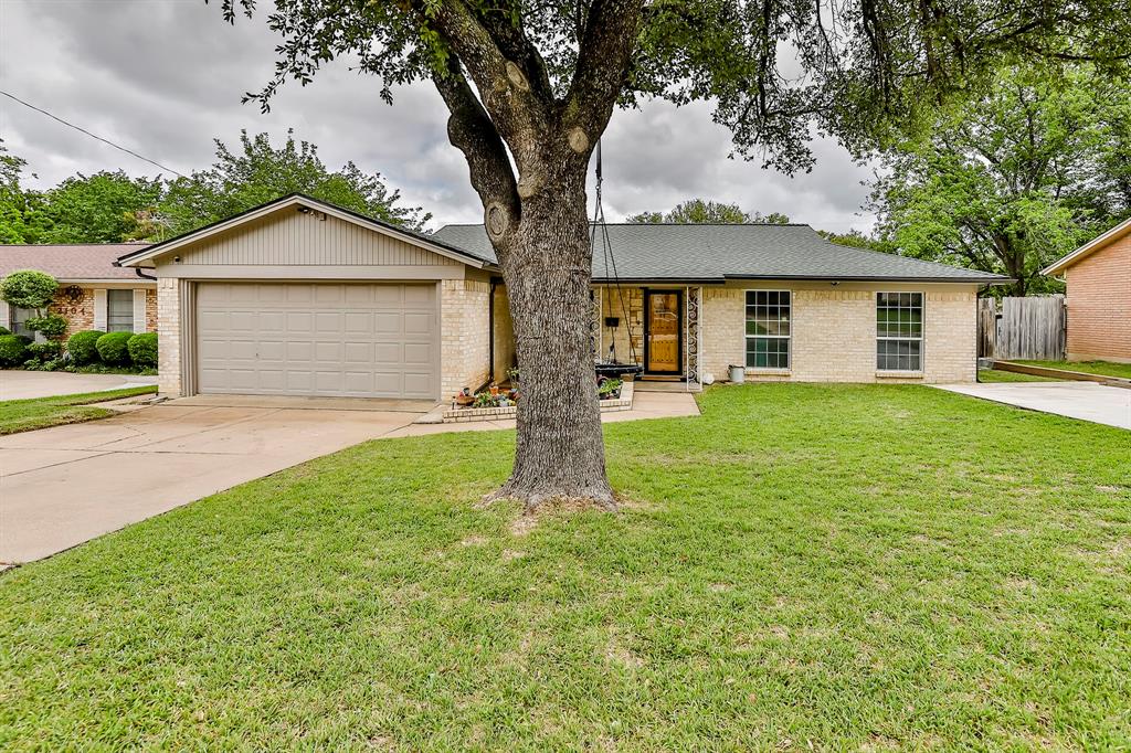 2100 Rockmoor Drive Property Photo