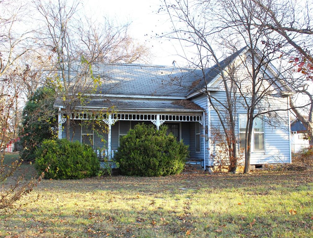 412 W Live Oak Street Property Photo 2