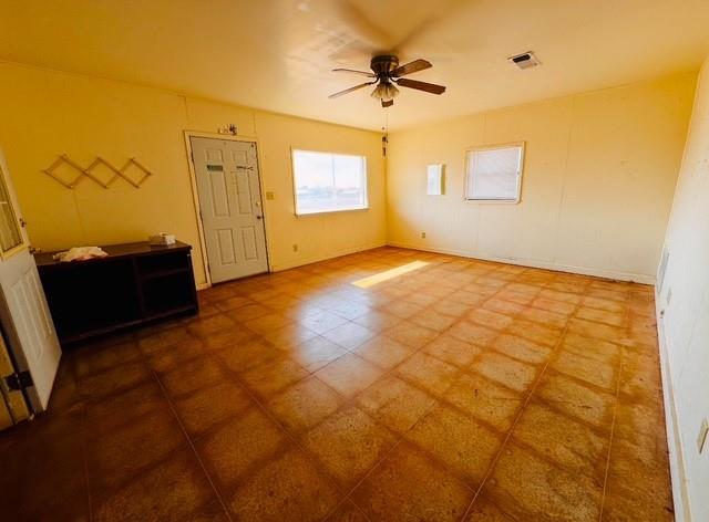 1108 E Hall Street Property Photo 5