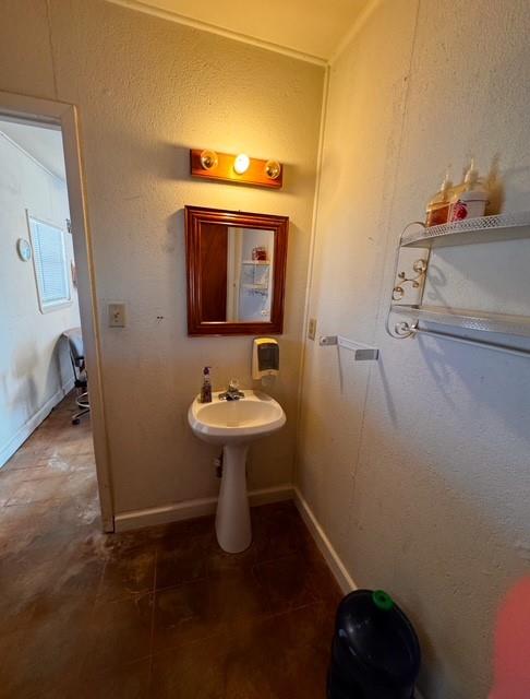 1108 E Hall Street Property Photo 8