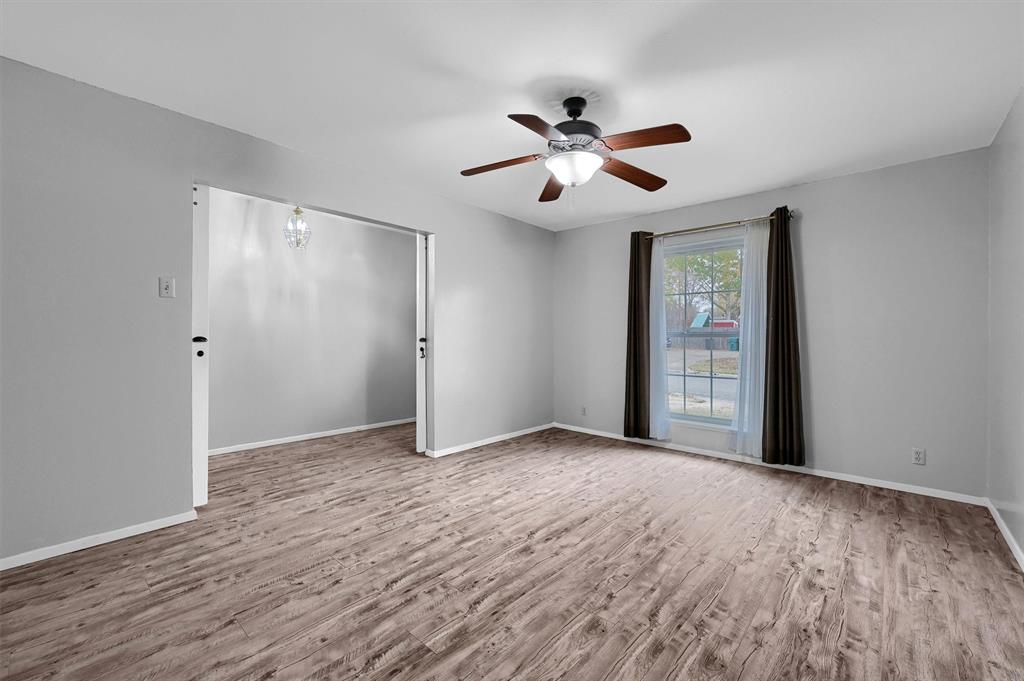 1802 Oak Creek Drive Property Photo 8