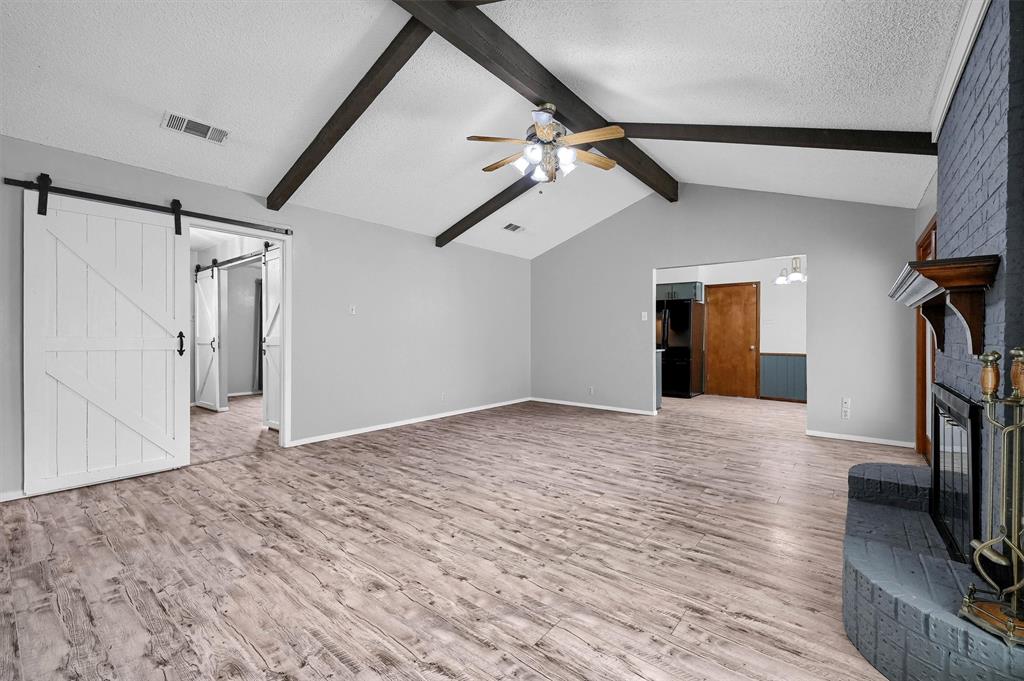 1802 Oak Creek Drive Property Photo 9