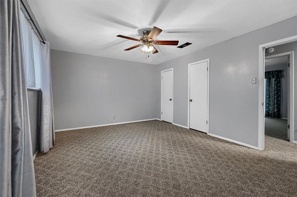 1802 Oak Creek Drive Property Photo 18
