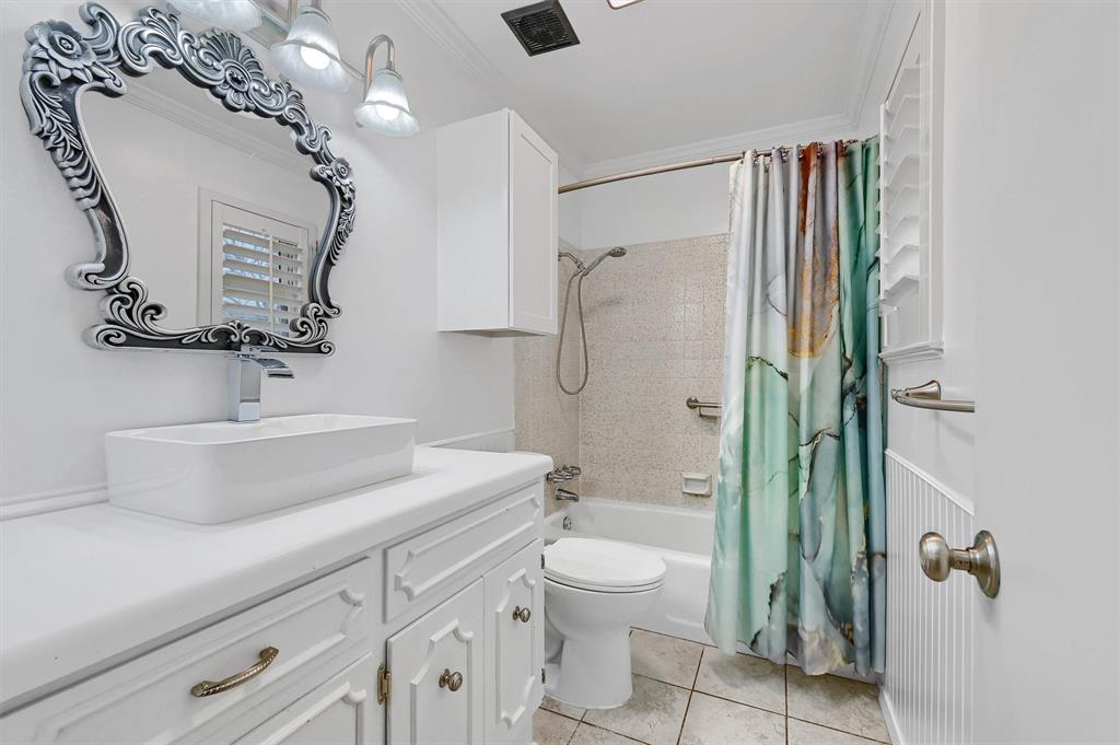 1802 Oak Creek Drive Property Photo 20