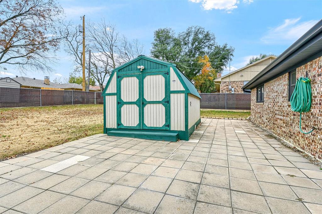 1802 Oak Creek Drive Property Photo 30