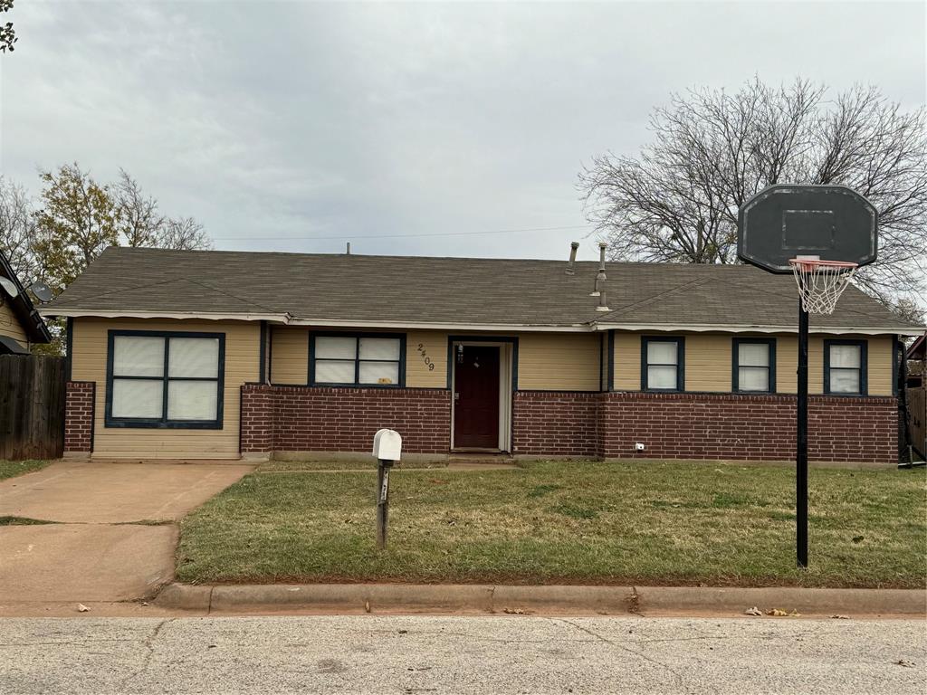 2409 Westwood Drive Property Photo