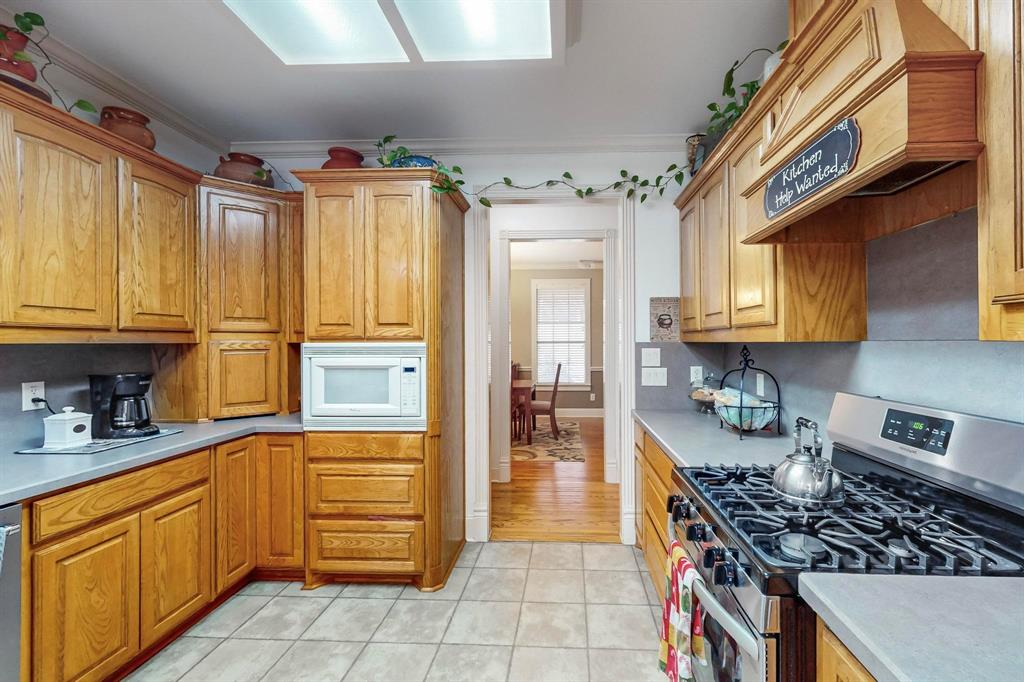 218 New Market Road Property Photo 12