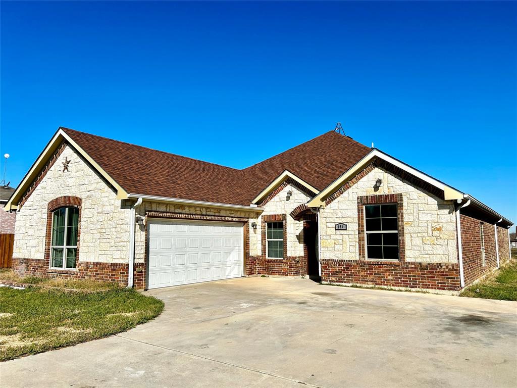 151 Crump Circle Property Photo