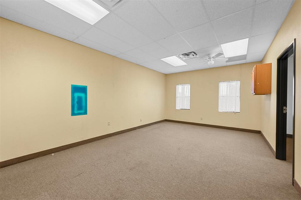 8601 Liberty Grove Road Property Photo 10