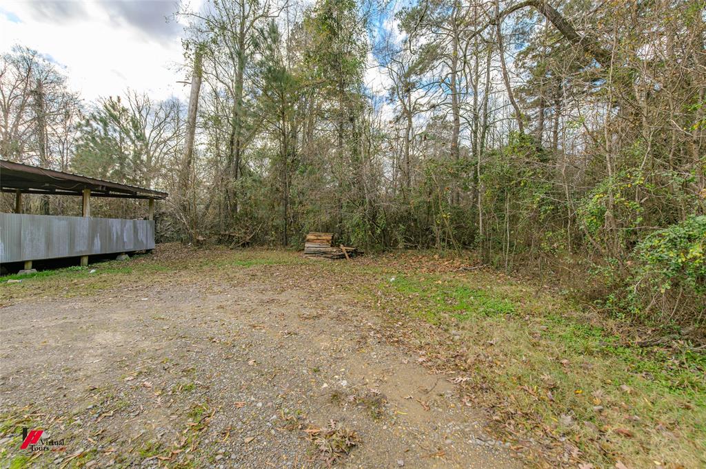 104 Amber Lane Property Photo 6