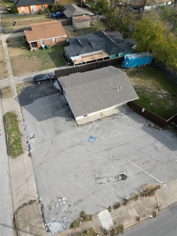 2101 Evans Avenue Property Photo 4