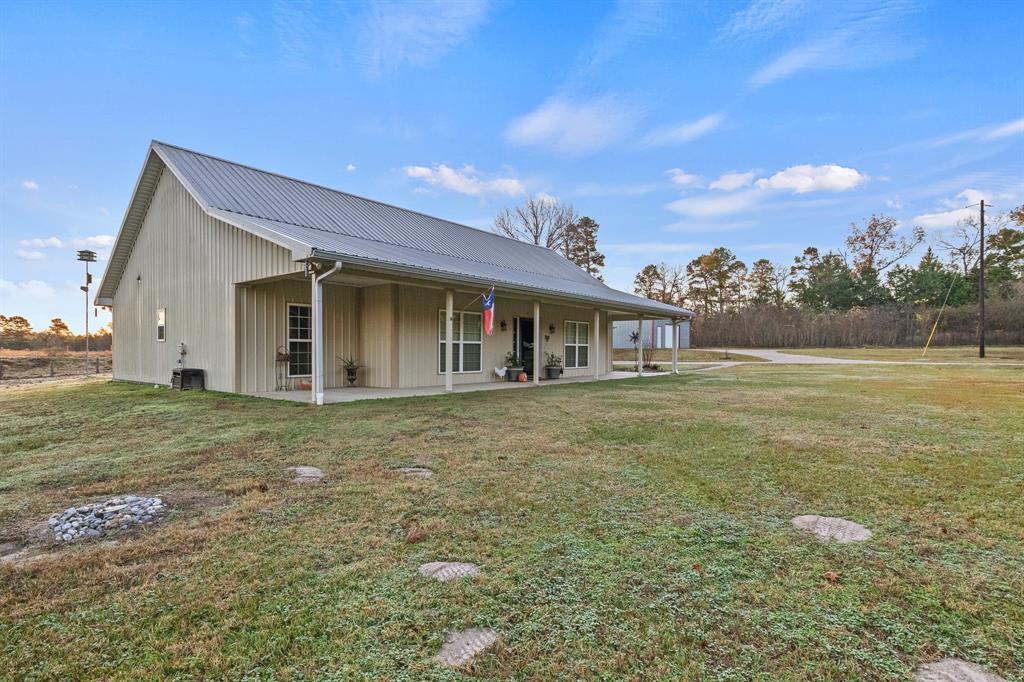 9810 County Road 2142 Property Photo 10