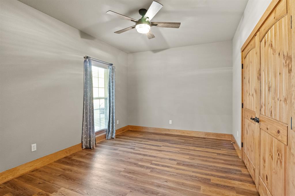 9810 County Road 2142 Property Photo 33