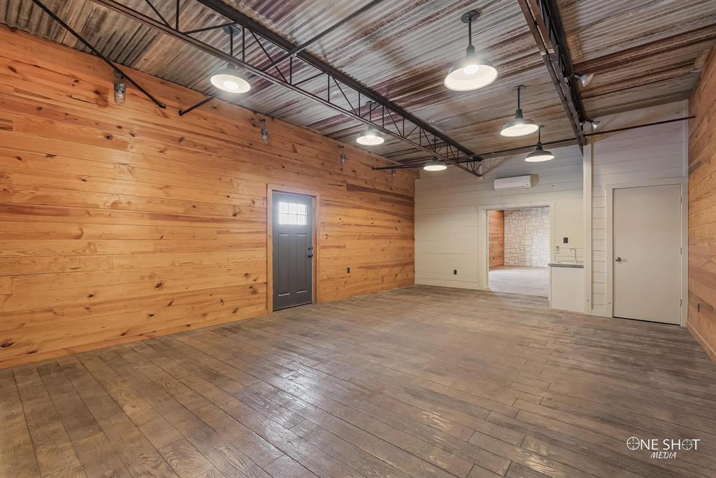 1929 S Treadaway Boulevard Property Photo 11