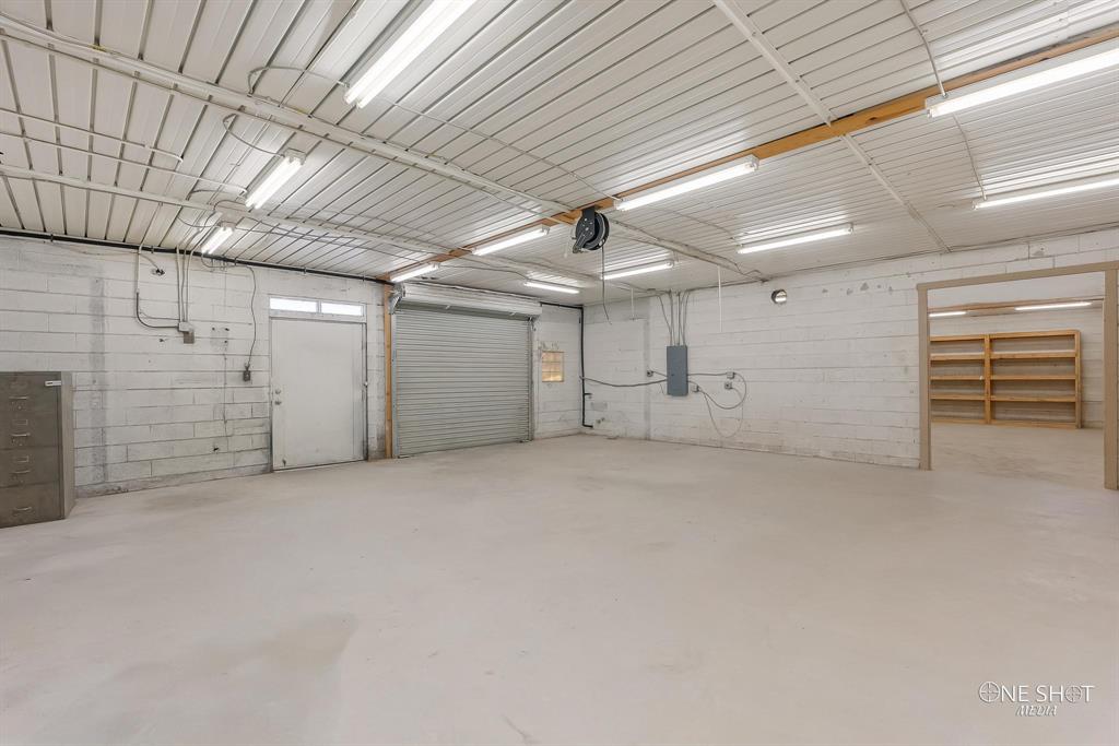 1929 S Treadaway Boulevard Property Photo 18
