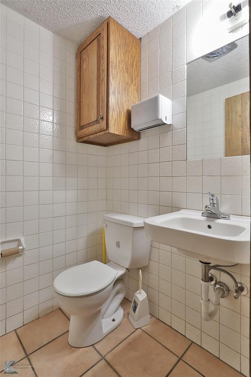 1402 S Clack Street Property Photo 5