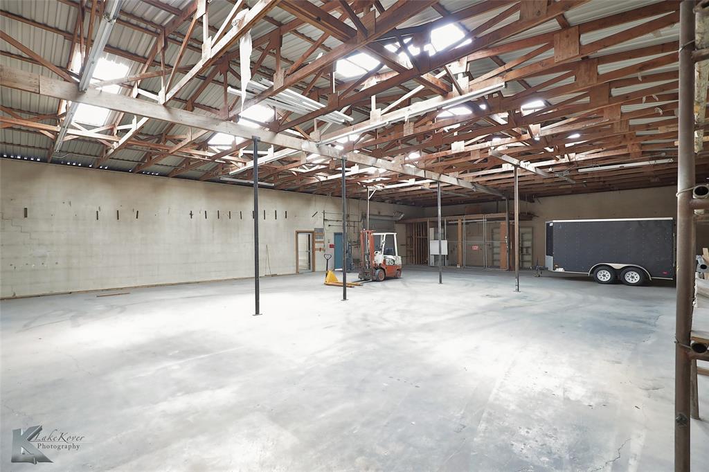 1402 S Clack Street Property Photo 29