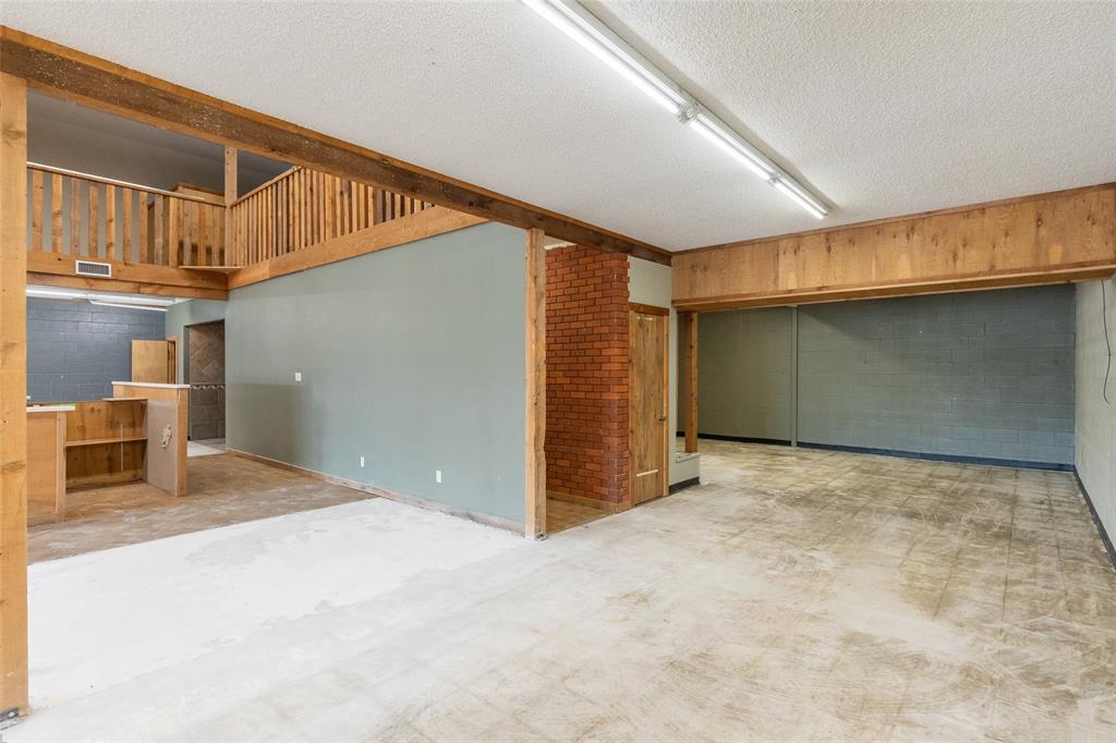 1402 S Clack Street Property Photo 38