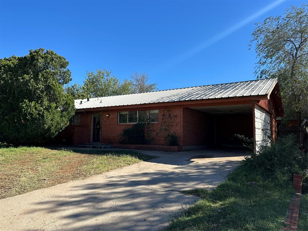 1708 E 14th Street Property Photo