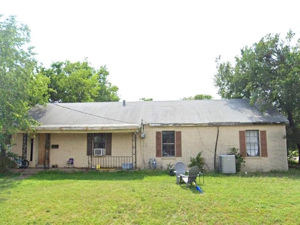 501 S Clay Street Property Photo