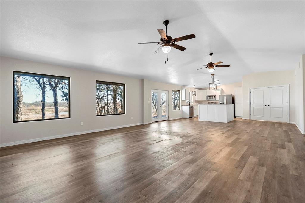 2821 Spring Court Property Photo 5