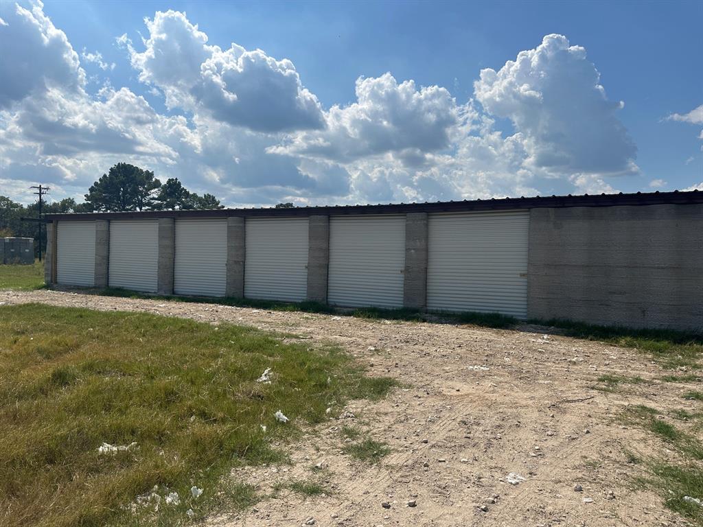11160 State Highway 198 Property Photo 6