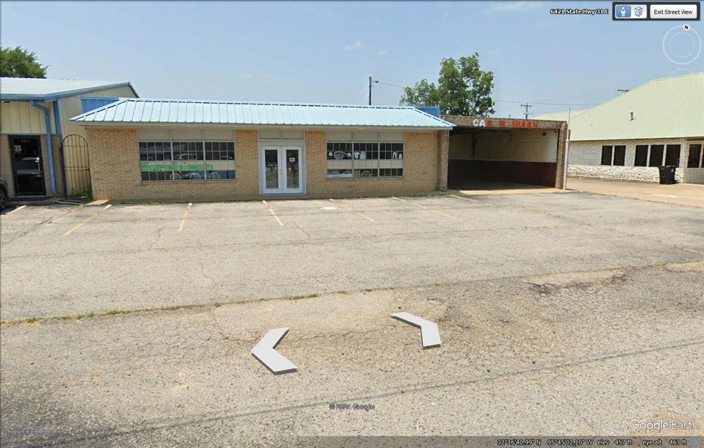 6421 E State Highway 31 Property Photo 2