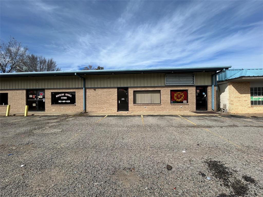 6421 E State Highway 31 Property Photo 6