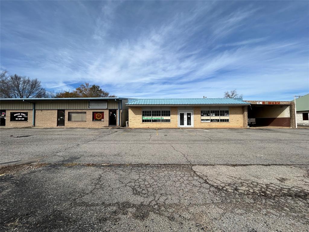6421 E State Highway 31 Property Photo 10