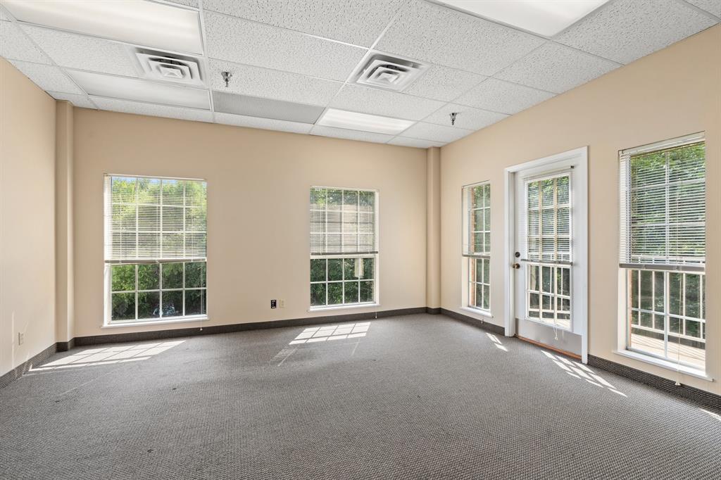 100 Allentown Parkway Property Photo 5