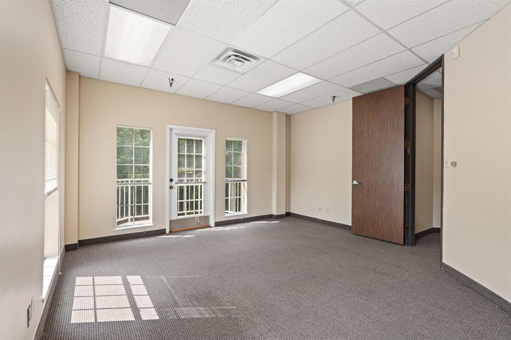 100 Allentown Parkway Property Photo 6