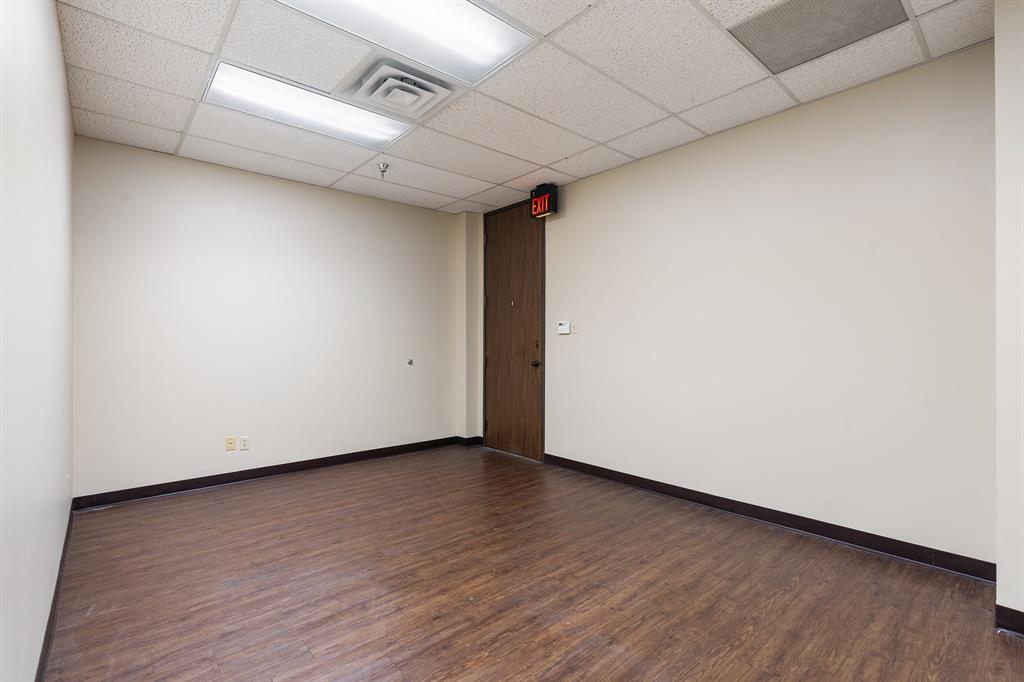 100 Allentown Parkway Property Photo 13