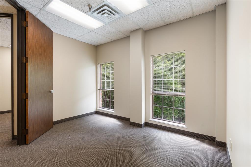 100 Allentown Parkway Property Photo 17
