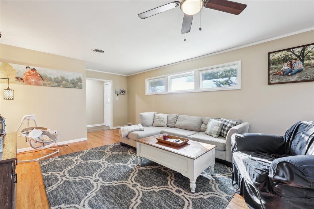 1601 Oak Cliff Road Property Photo 4