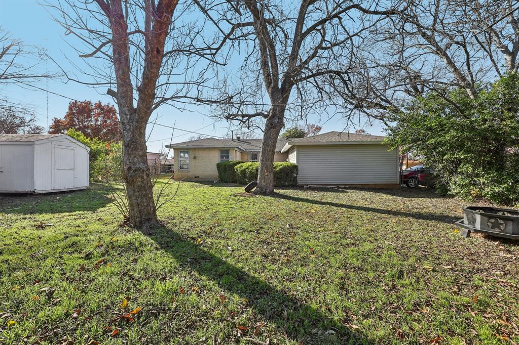 1601 Oak Cliff Road Property Photo 12