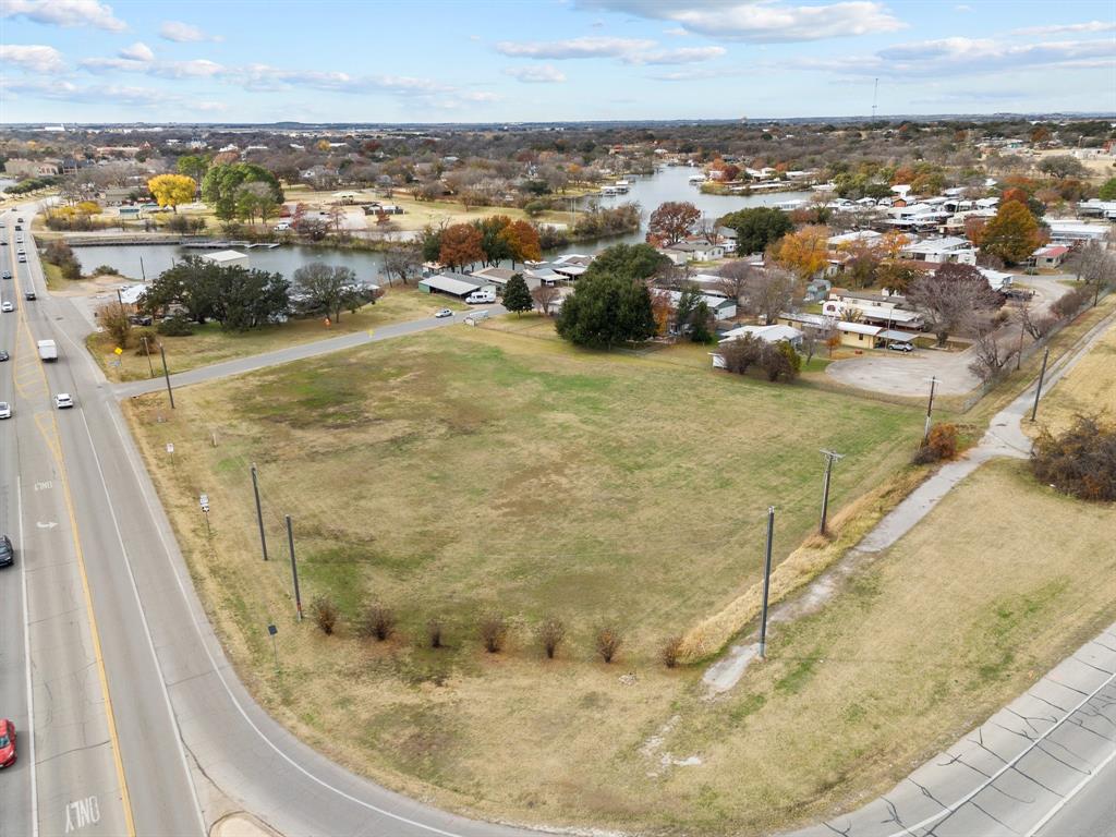 830 E Pearl Street Property Photo 3