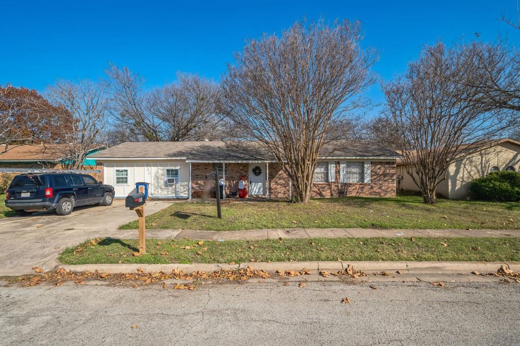 736 Cheltenham Drive Property Photo 1