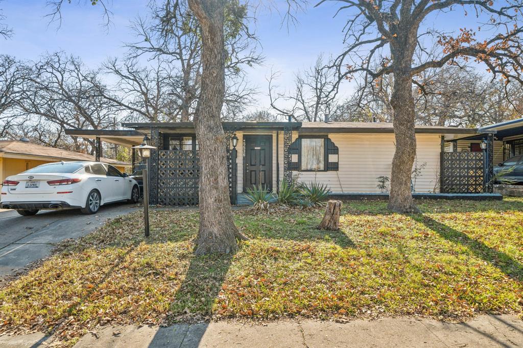 5536 Wainwright Drive Property Photo 1