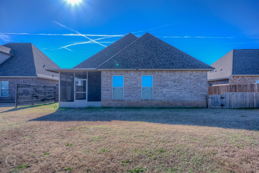 1016 Maize Street Property Photo 6